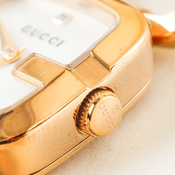 Gucci 125.5 G Gold-Tone Bracelet Watch - Picture 4 of 7